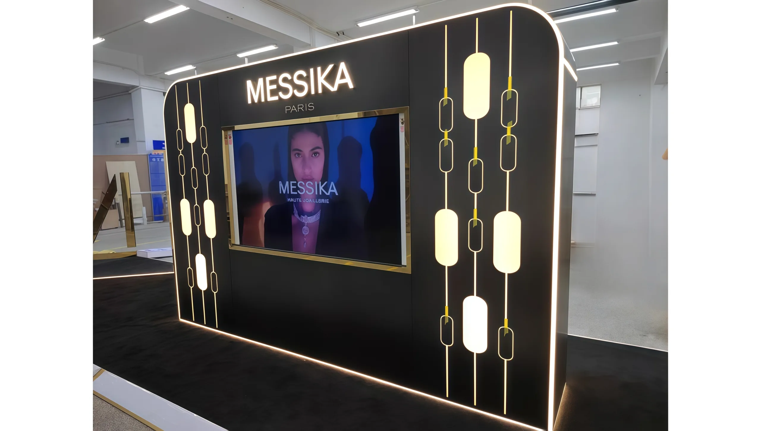 Jewelry Store Design