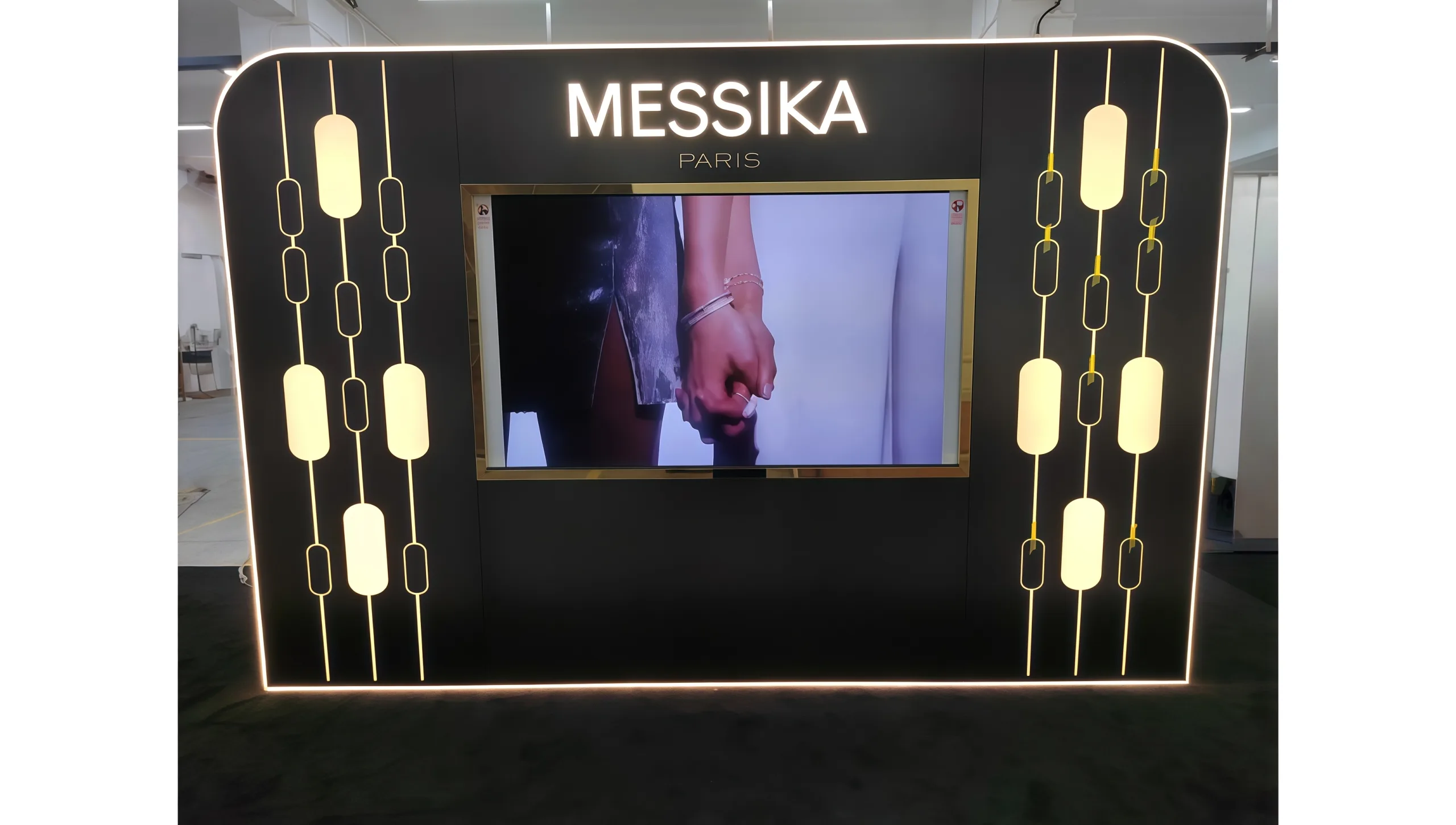 Jewelry Store Design