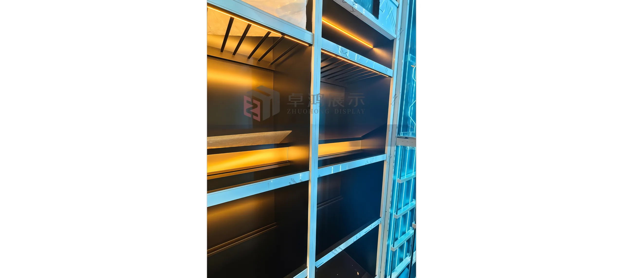 High-End Bespoke Wine Cabinets: The Fusion of Craftsmanship and Aesthetics