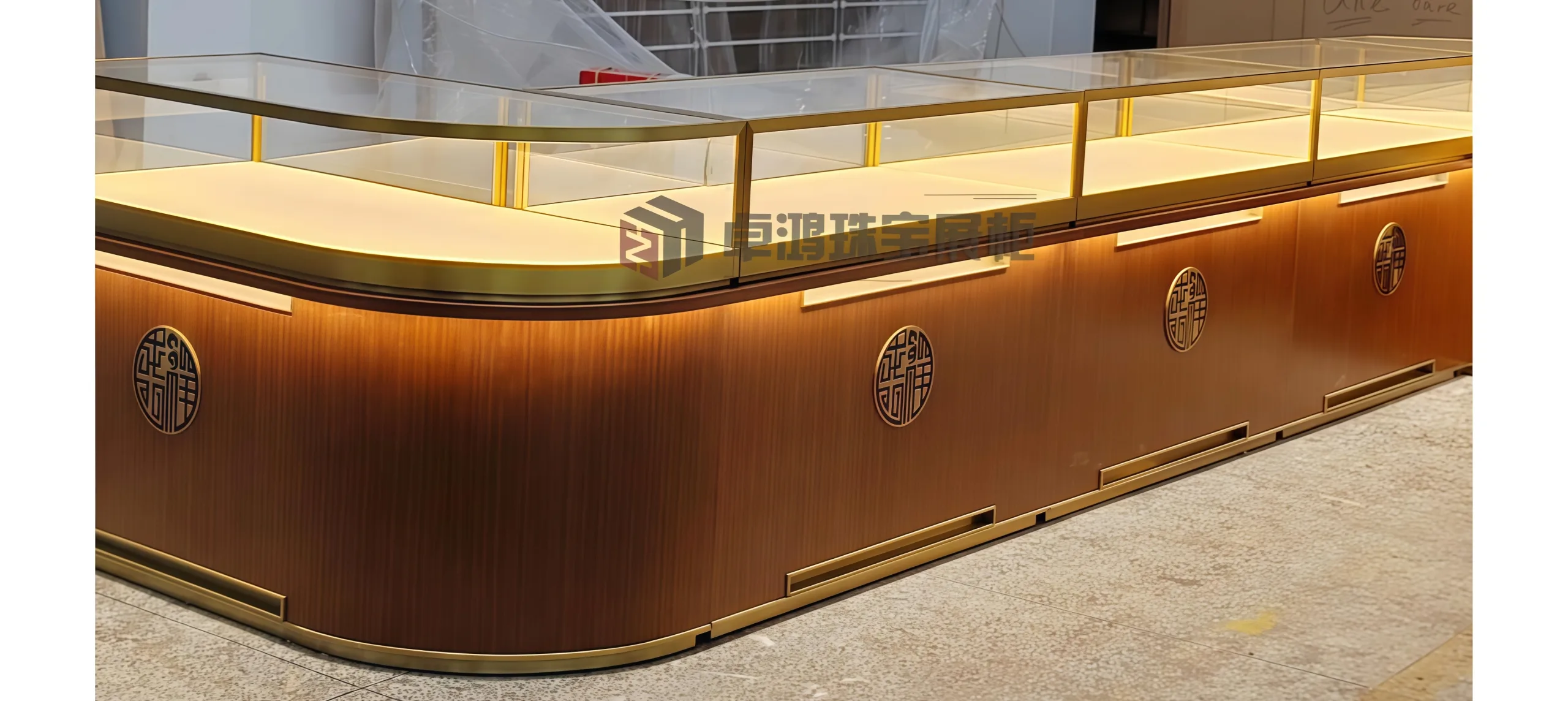 Custom Chinese - Style Jewelry Showcases with Storage | Curved Design, High Quality